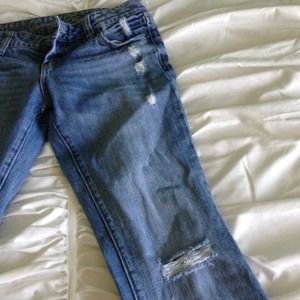 Distressed AE jeans