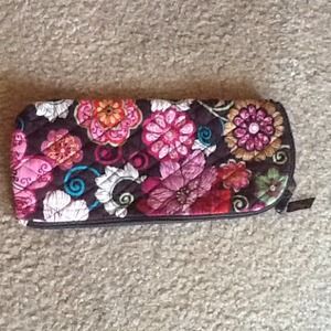 Trade 💗Vera Bradley Straightener case