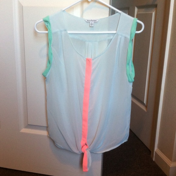 ❗️SOLD❗️Chiffon Tank