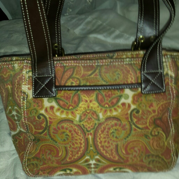 RELIC - Picture 3 of 4