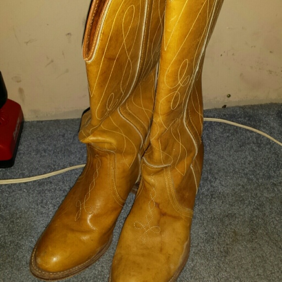 VINTAGE Dingo western boots (tall)
