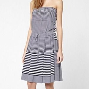 Lacoste Strapless  Dress EF2345