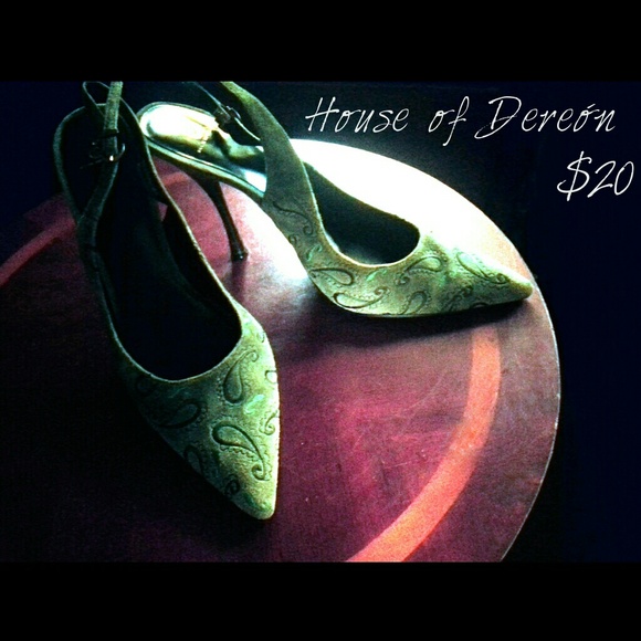 Green suede embroidered sling back pumps