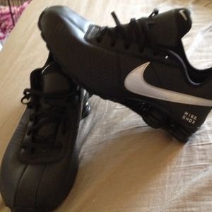 Nike Shox women sz 11.