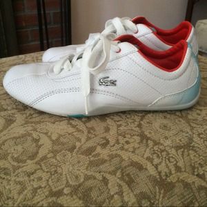 Lacoste Sneakers