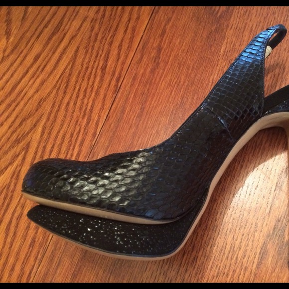 100% authentic Nicholas Kirkwood Python Platform Slingback Pump - Picture 5 of 5