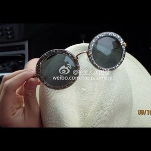 miu miu sunglass