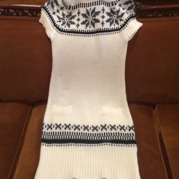 Adorable & Warm Snowflake Patterned Sweater Dress