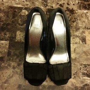 Silky black shoes