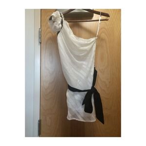 Arden B. Black & White Ruffle Top