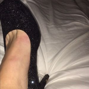 Cute sparkly rounded pumps! Only worn once!