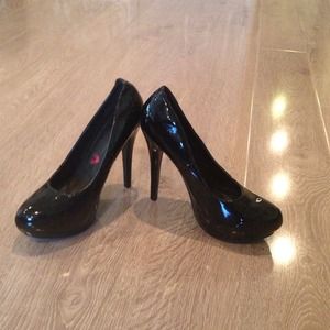 ‼️🎉Sexy Black Pumps🎉‼️