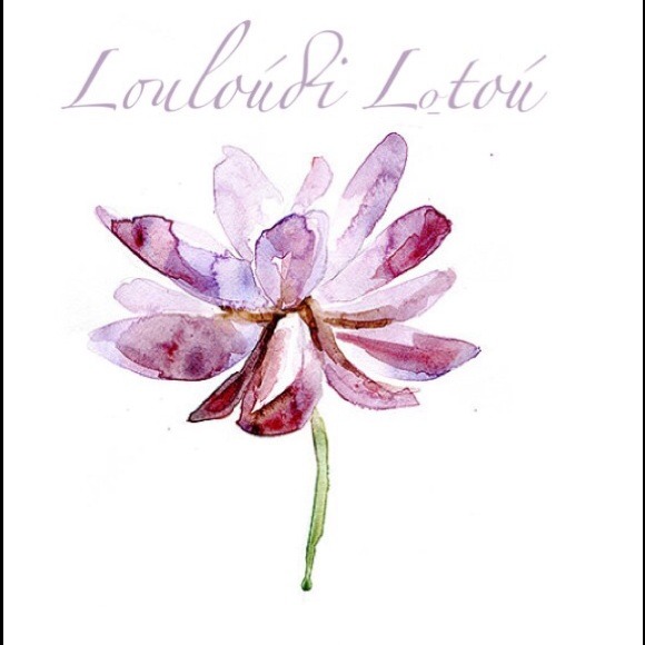 COMING SOON 

Louloúdi Lo̱toú Online Boutique 🌸