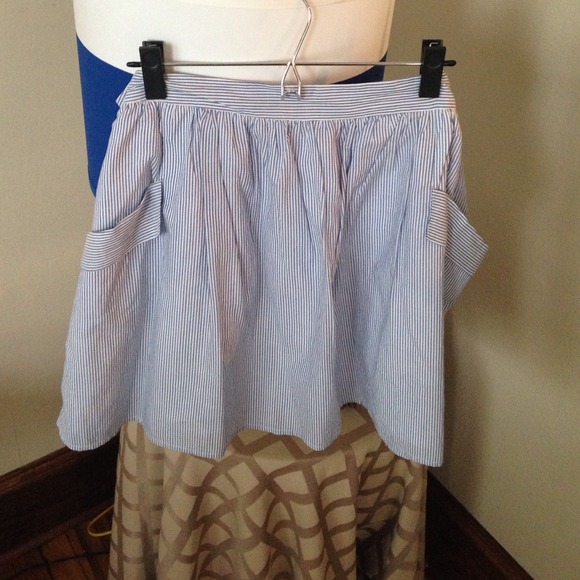Super cute seersucker skirt