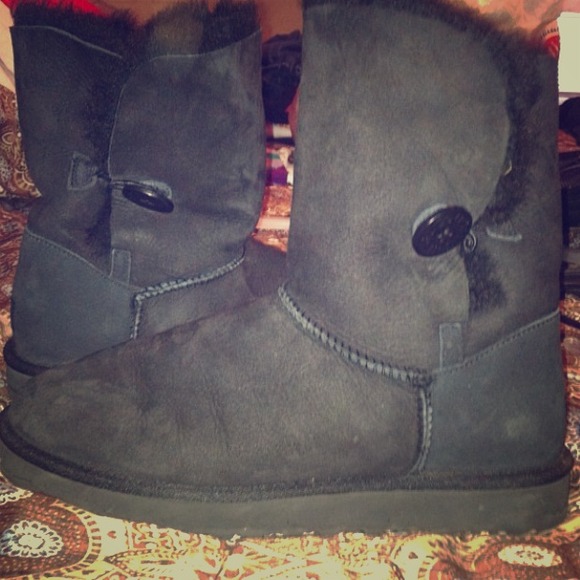 Bailey Button Uggs