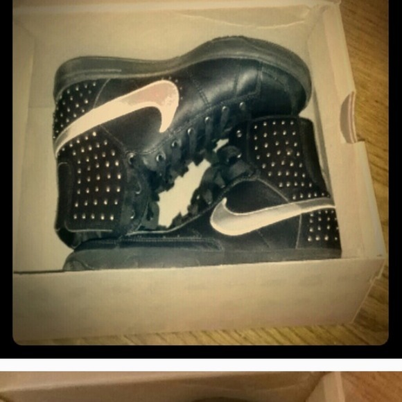 Women's nike blazer mid