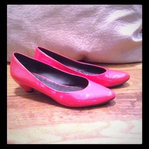 Material Girl Fuchsia Heels