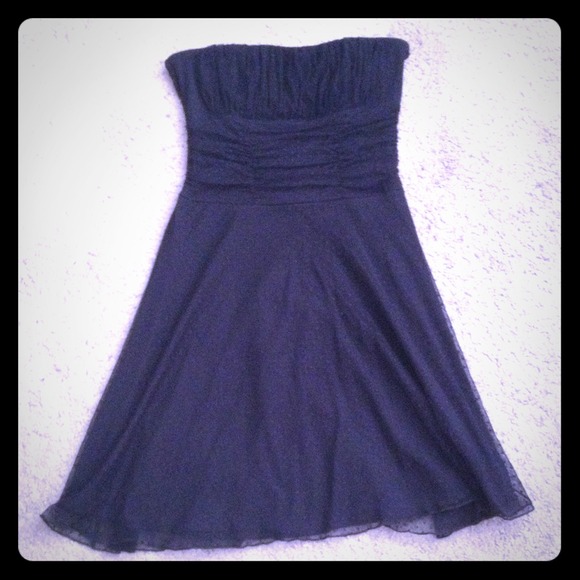 Strapless LBD