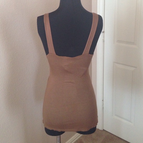 Boutique Embellished Top - Picture 3 of 4