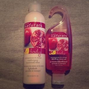 Avon Pomegranate & Mango Shower Gel and Lotion Set