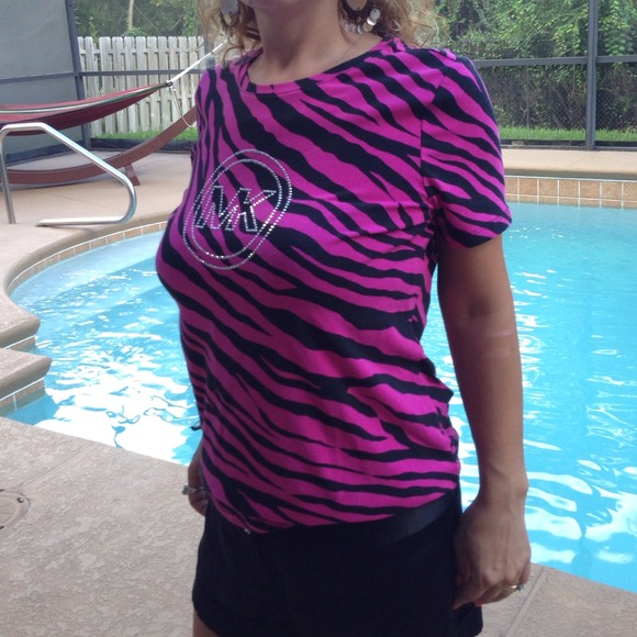 Micheal Kors tshirt