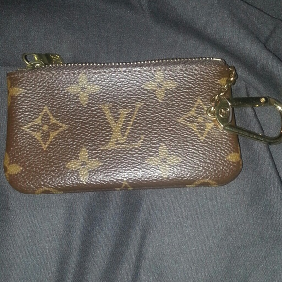 Authentic Louis vuitton zippy coin purse