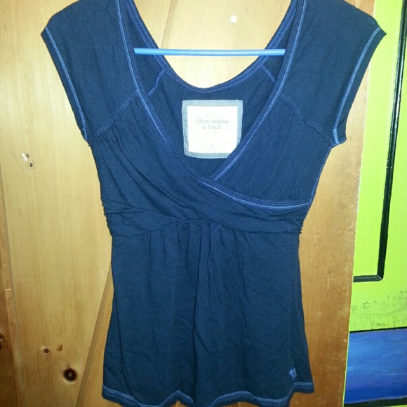 Navy Abercrombie top