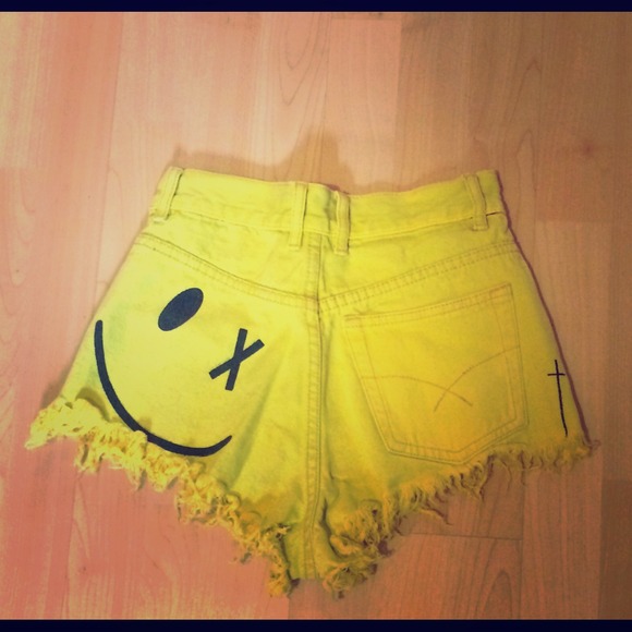 Bitching and Junkfood Denim - Bitching and Junkfood Smiley Shorts