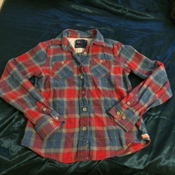 American Eagle Outfitters Tops - American eagle flannel