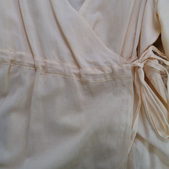 Diane von Furstenberg Flutter sleeve tie waist top - Picture 4 of 4