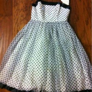 cute white&black polka dots dress
