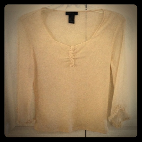 The Limited Quarter Length Sleeve 100% Nylon Top