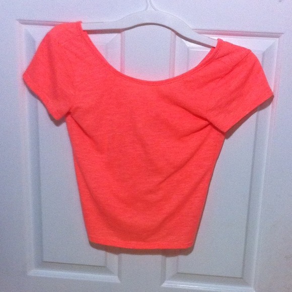 Orange t shirt