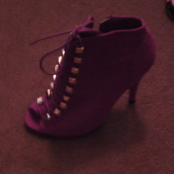 Booties purple size 6