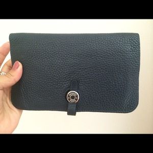 HERMÉS DOGON WALLET **AUTHENTIC**