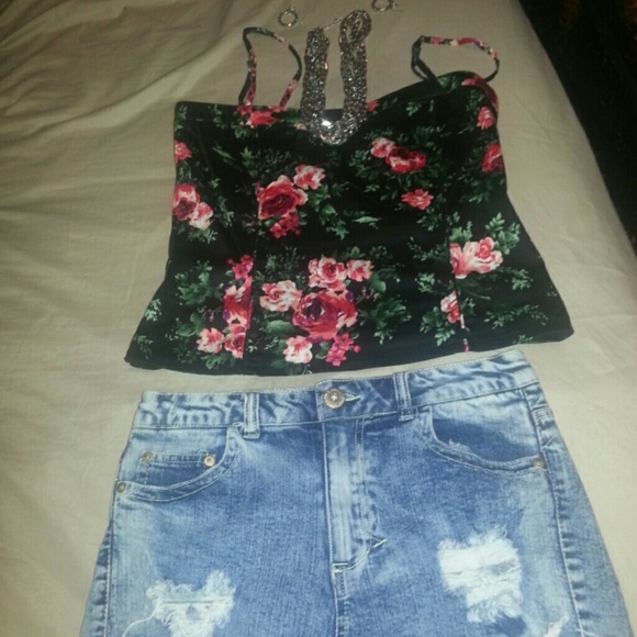 BUNDLE!.. high waist shorts with top