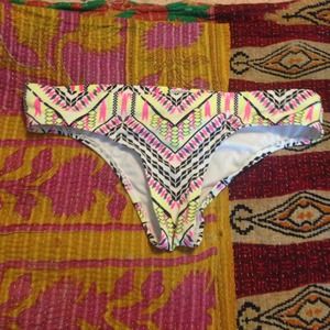 Billabong tribal swimsuit bottoms