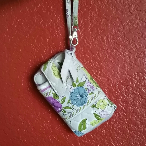 Vera Bradley Carry It All Wristlet in Watercolor