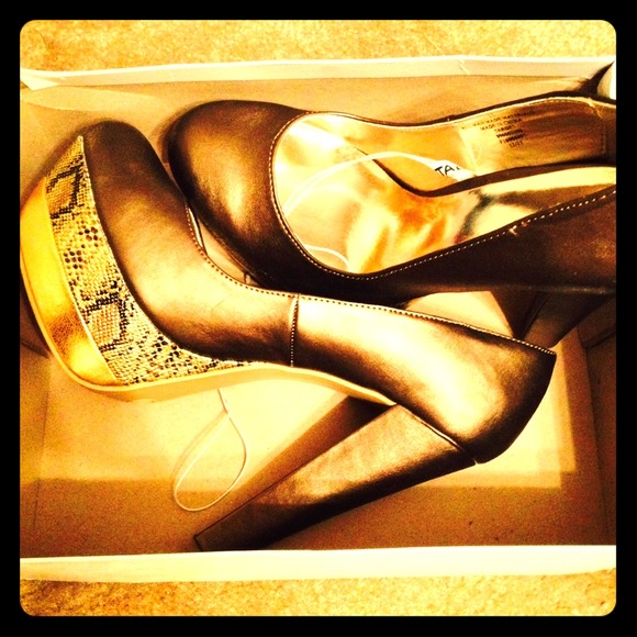 Hott pumps 👠👠