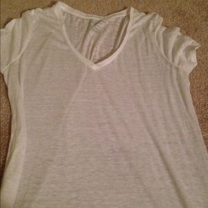 AE thin and comfy white v neck tee