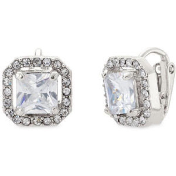 Stella & Dot Deco Clip Earrings!!