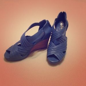 Cole Hann 6.5 Wedge Sandal