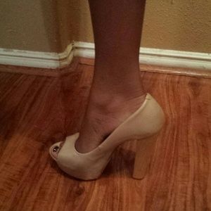 Steve Madden wooden heels