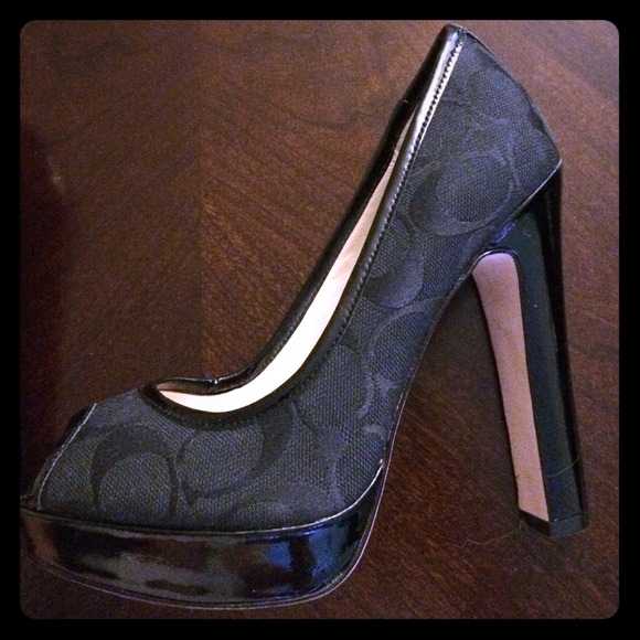 coach black open toe heels - Picture 1 of 4
