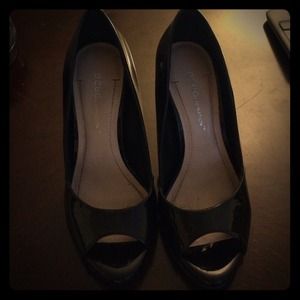 black open toe heels