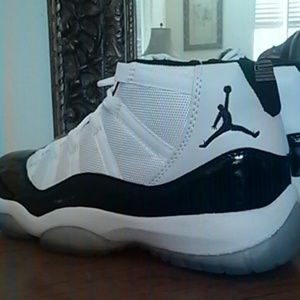 Jordan Concord 11s