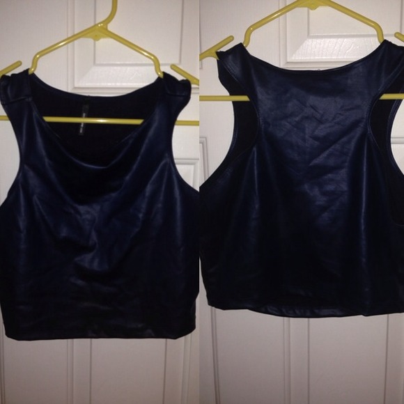 GoJane pleather navy blue crop top