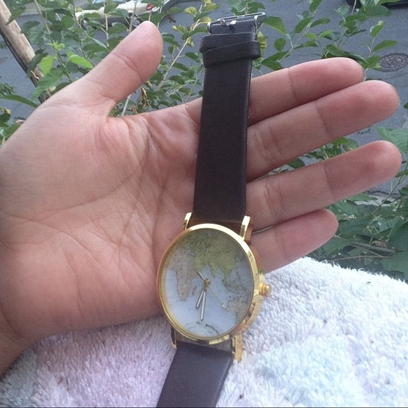 Map/ world  watch