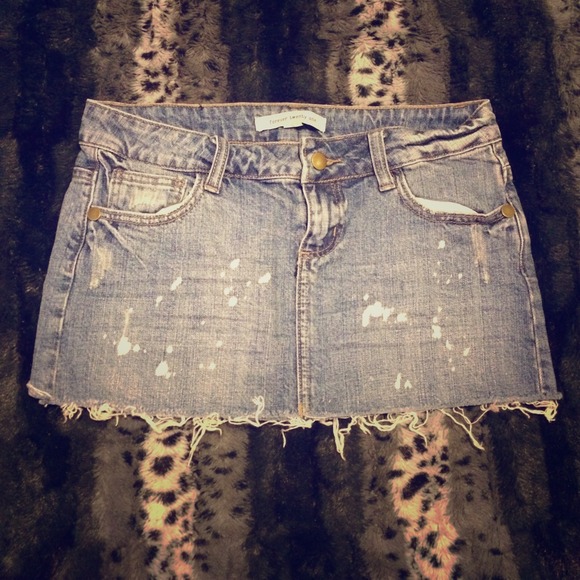 Forever 21 Distressed Jean Skirt Size Small