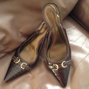 Ann Taylor Dark Brown Croc High Heel Shoes Sz 9M